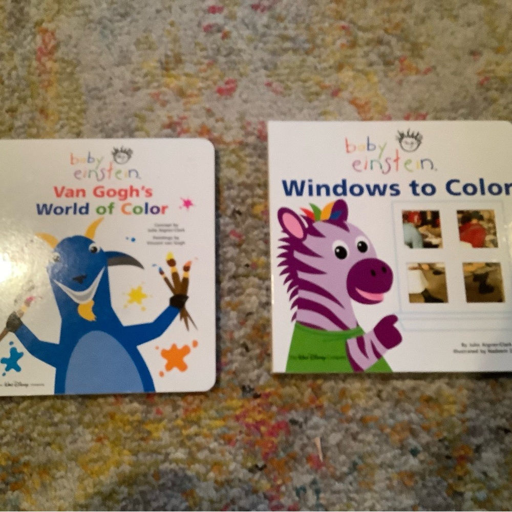 ✍️ Set of 2 Baby Einstein Children’s Books 🖼️